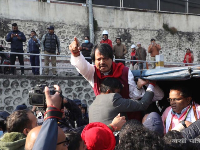 ११-डा. सी. के. राउतले धोती रैली गरेर काठमाडौंमा मधेशीको सशक्तीकरण गरे