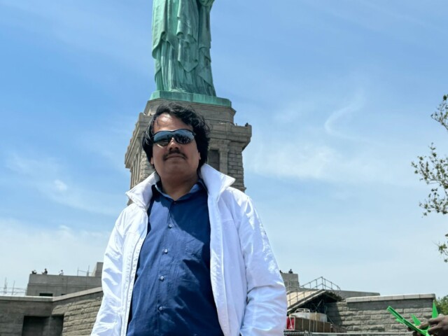 ४०-डा. सी. के. राउत अमेरिकामा पैसा कमाउँदै करोडपति भइसके पछि राजनीतिमा आए र आफ्नो सर्वस्व लूटाए